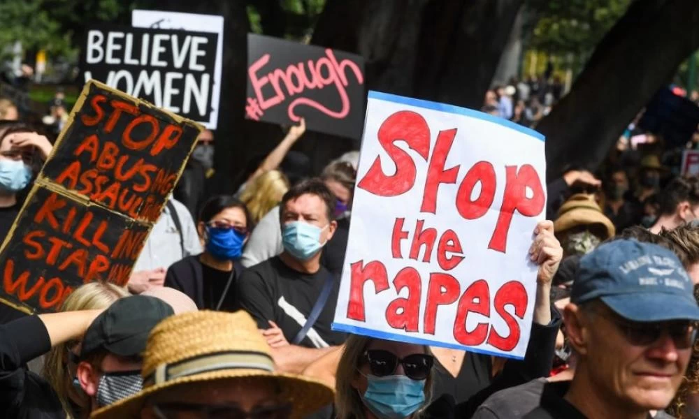 Αυστραλία: Οι καταγγελίες για βιασμούς έφεραν υποβιβασμό στελεχών της κυβέρνησης